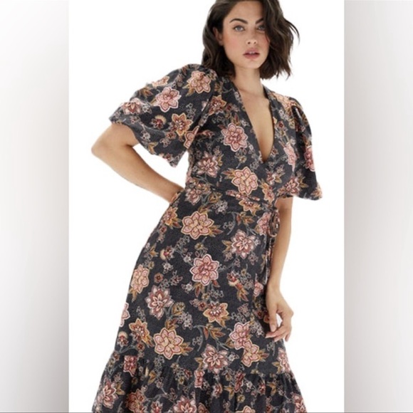 NWT MINK PINK FLORAL WRAP AROUND DRESS PUFF SLEEVE - Picture 1 of 16